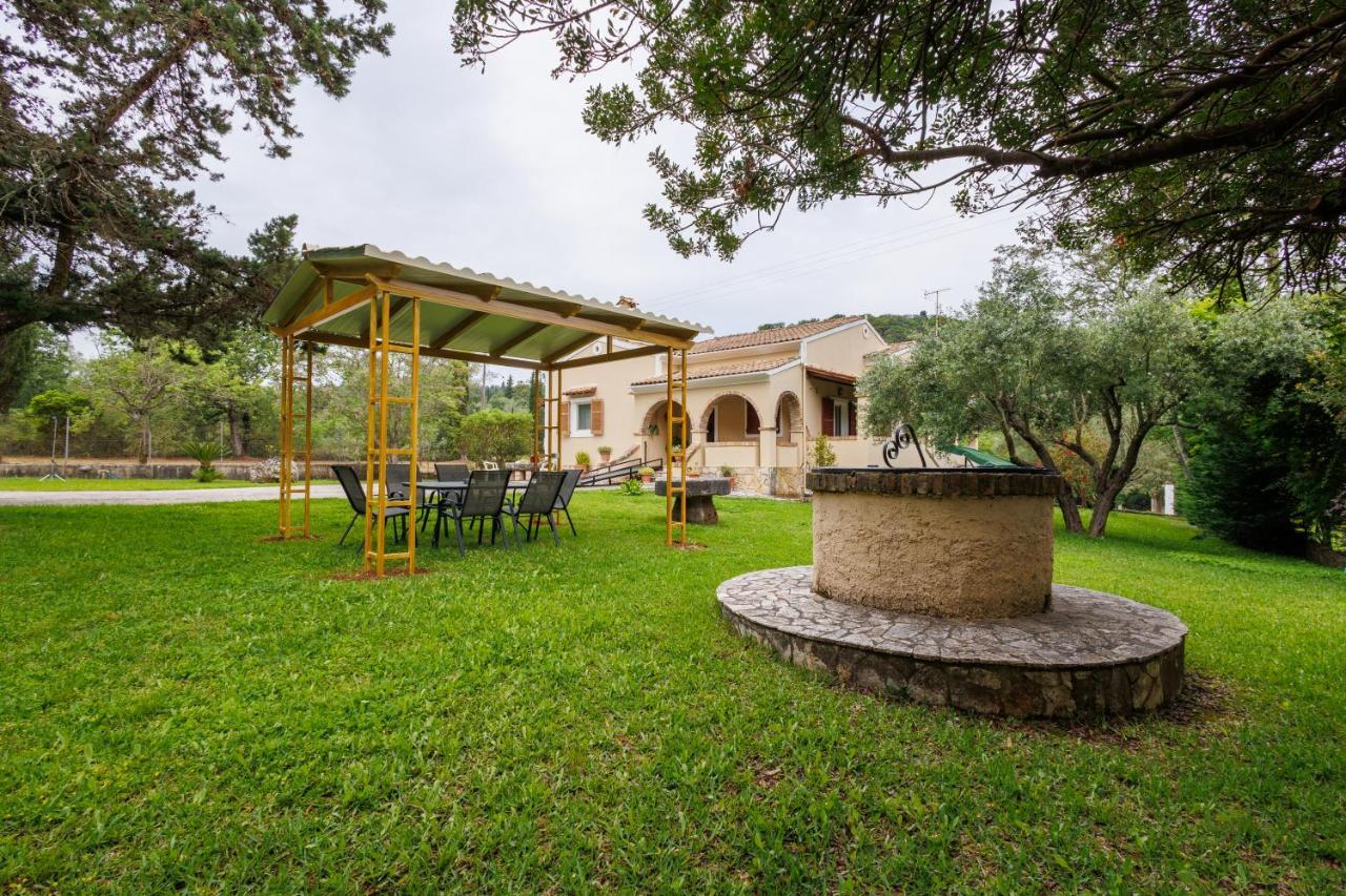 Villa Haris Gazatika Exterior photo
