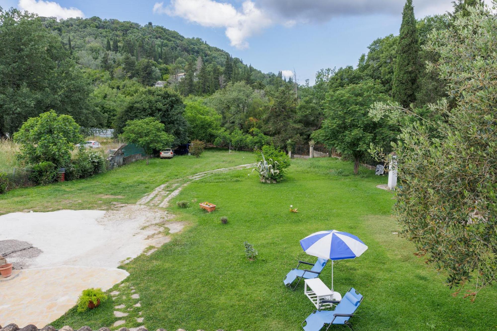 Villa Haris Gazatika Exterior photo